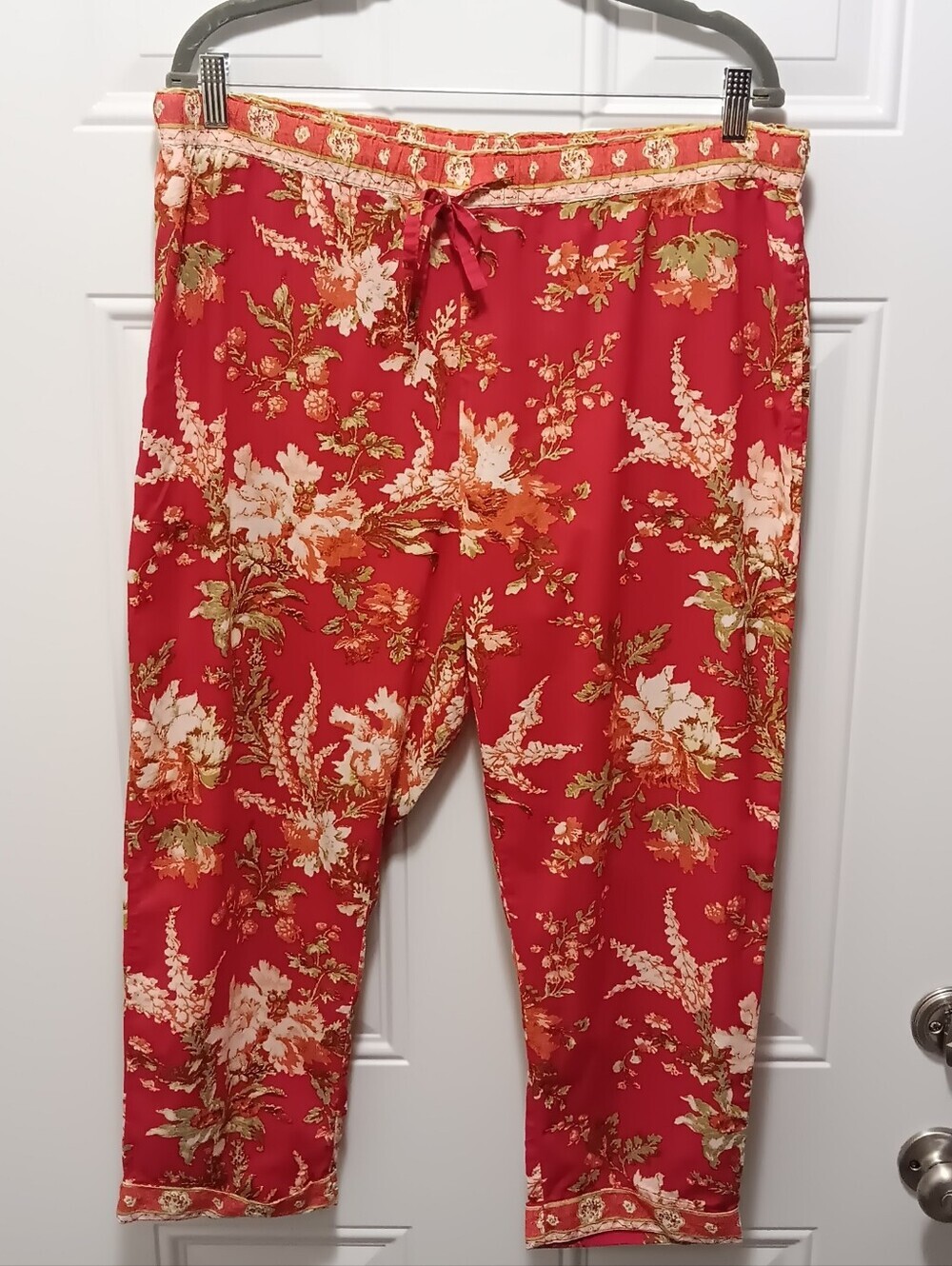 Sundance| Leia Reef Pull-on Cropped Pants Floral Novelty Tie Front Red Boho - Picture 3 of 11
